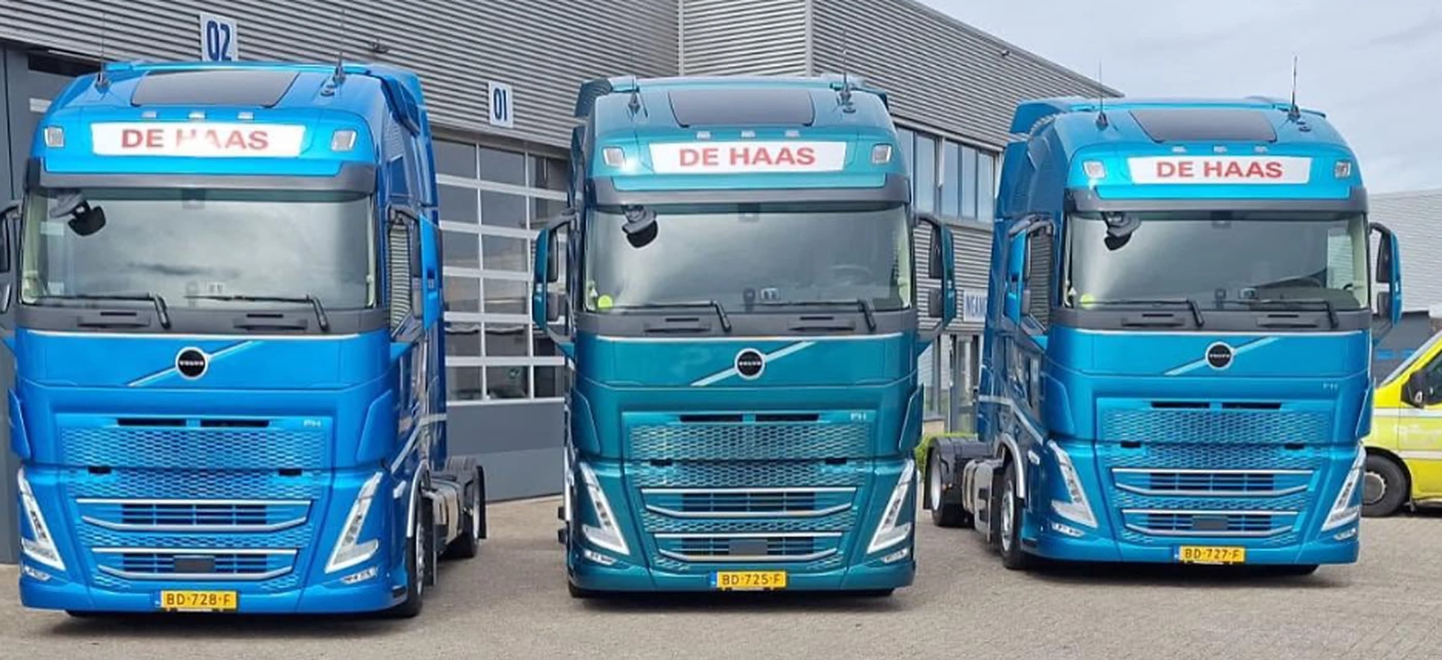 Volvo trucks van De Haas Truck & Trailer Service